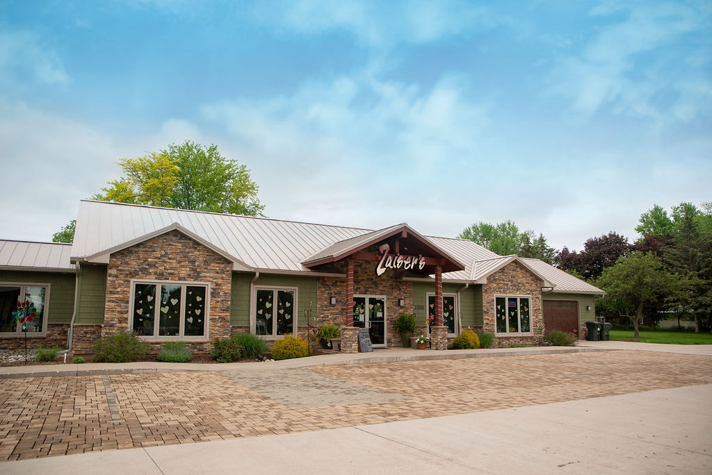 Landscaper in Burlington, Iowa | Zaiser's Landscaping & Greenhouse